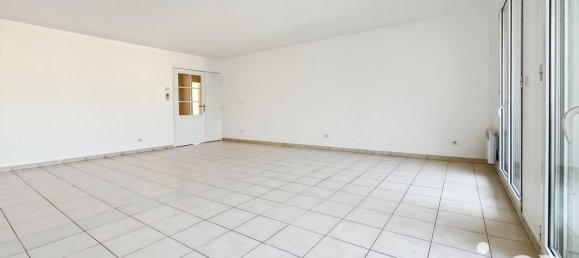Apartamento de 3 dormitorios en Chelles, France No. 286027 3