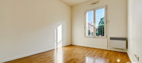 Apartamento de 3 dormitorios en Chelles, France No. 286027 7