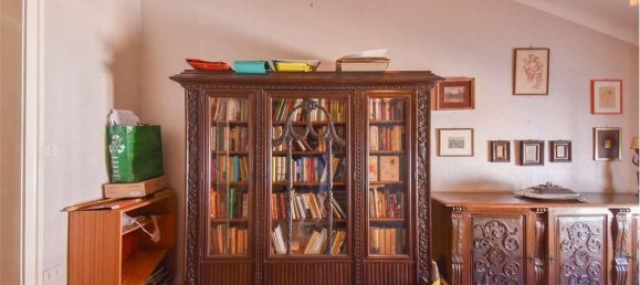 Apartamento de 4 habitaciónes en Trieste, Italy No. 42044 52