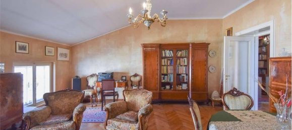 Apartamento de 4 habitaciónes en Trieste, Italy No. 42044 9