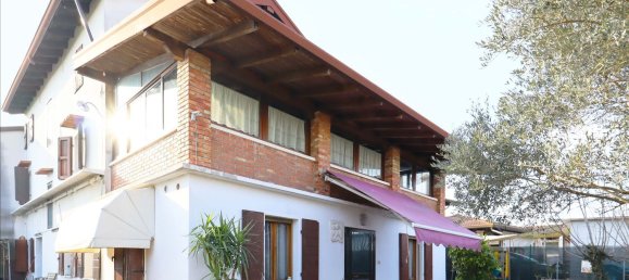 7 rooms House in San Michele al Tagliamento, Italy No. 54716 6