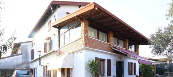 7 rooms House in San Michele al Tagliamento, Italy No. 54716 12