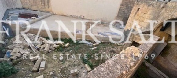 4 غرف نوم منزل في Xewkija, Malta رقم 1052 2