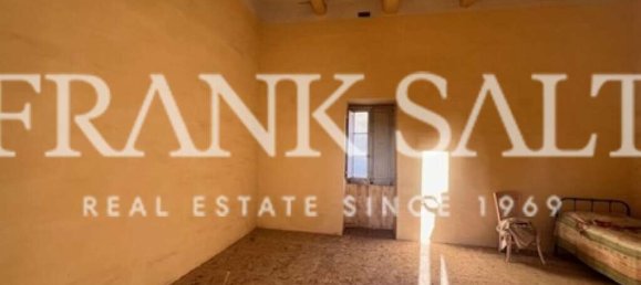 4 غرف نوم منزل في Xewkija, Malta رقم 1052 6