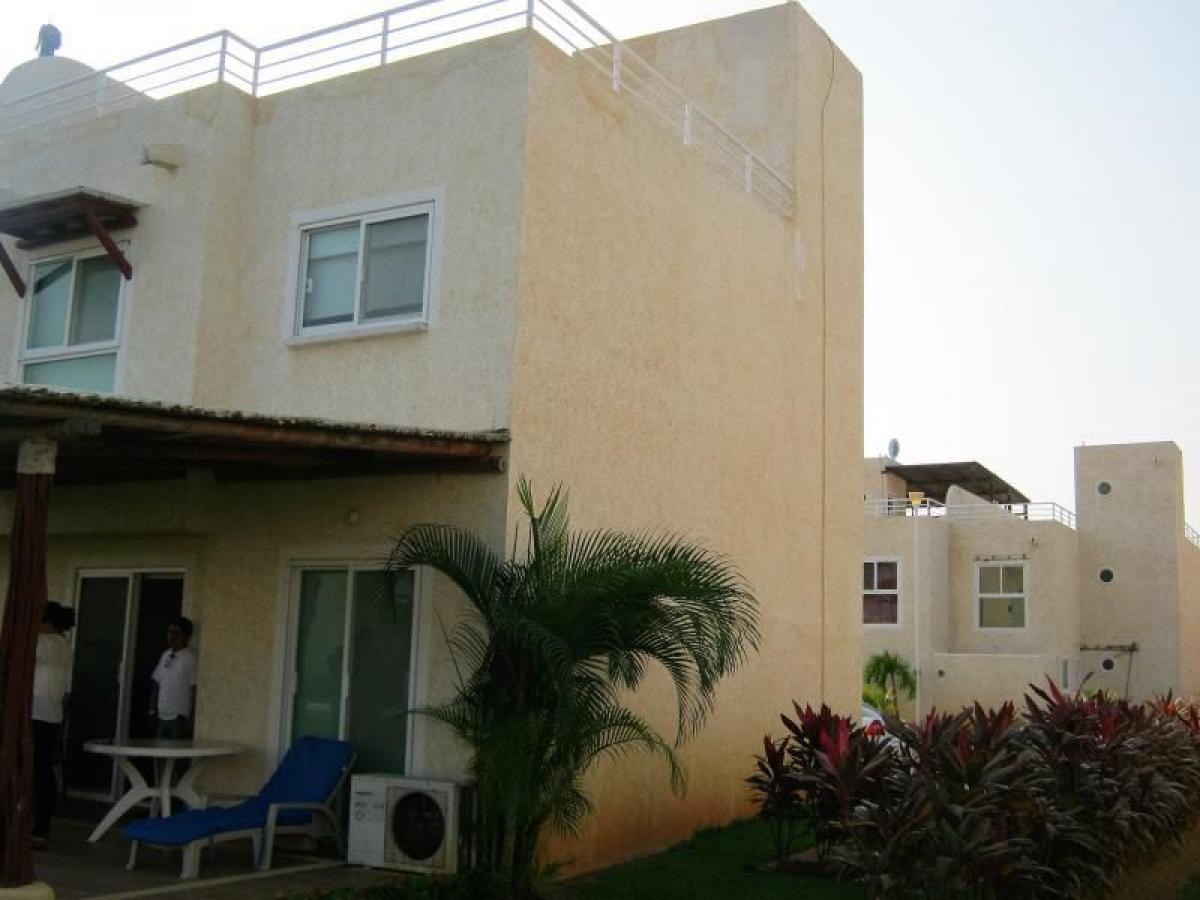 3 bedrooms House in Guerrero, Mexico No. 156413