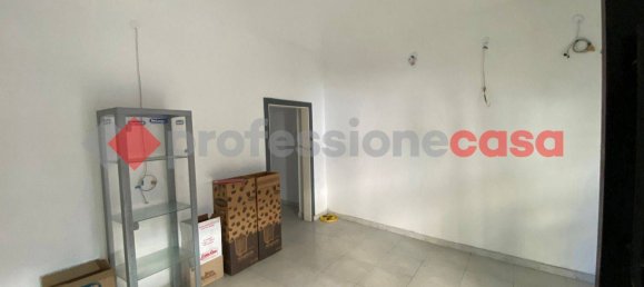 2 rooms Commercial property in Livorno, Italy No. 351308 7