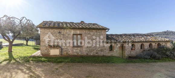 6 bedrooms Villa in Barberino Tavarnelle, Italy No. 82758 5