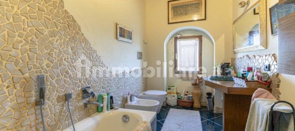 6 bedrooms Villa in Barberino Tavarnelle, Italy No. 82758 16