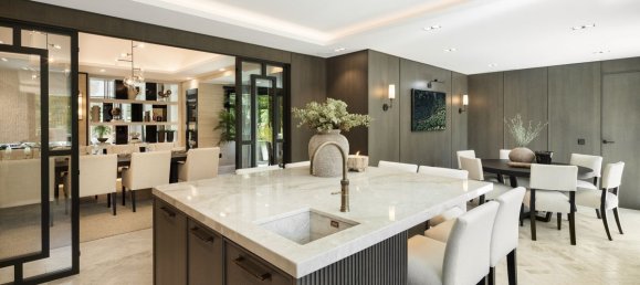 7 bedrooms Villa in Marbella, Spain No. 145124 6