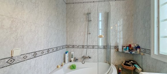 4 غرف نوم فيلا في Caleta de Velez, Spain رقم 45235 32