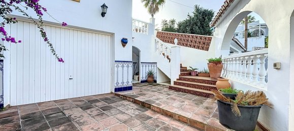 4 غرف نوم فيلا في Caleta de Velez, Spain رقم 45235 2