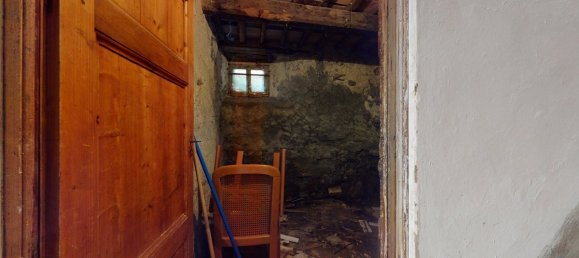 3 bedrooms House in Coreglia Antelminelli, Italy No. 233115 10