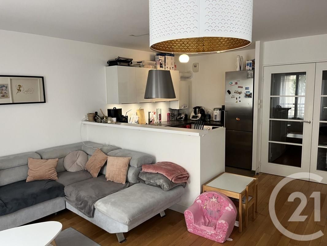 Apartamento T2 em Puteaux, France N.º 318570