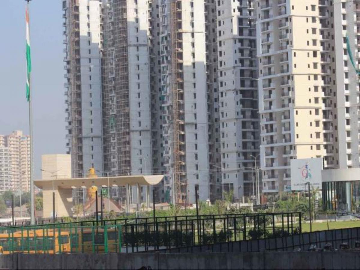 Casa T3 em Noida, India N.º 67720