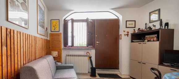 3 Schlafzimmer Haus in Tarquinia, Italy, Nr. 311610 5
