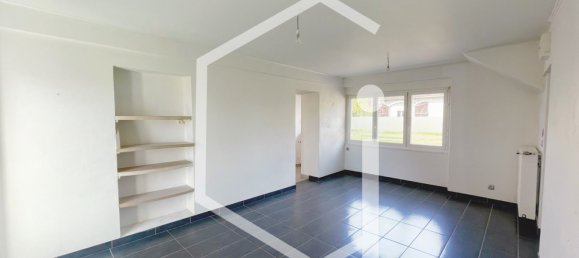 3 bedrooms House in Couargues, France No. 67773 8