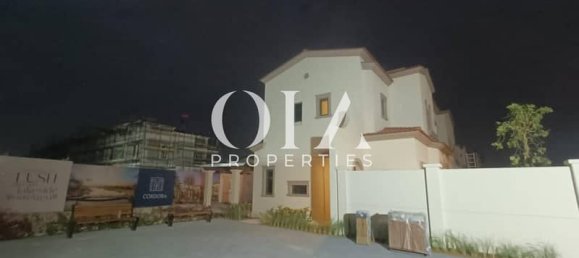 3 bedrooms Townhouse in Abu Dhabi, UAE No. 16980 3