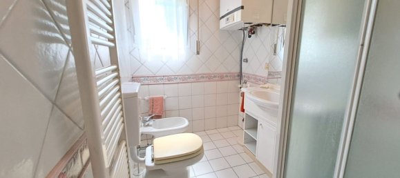 Дом с 9 комнатами в Сан Джованни ин Персичето, Италия № 179274 23