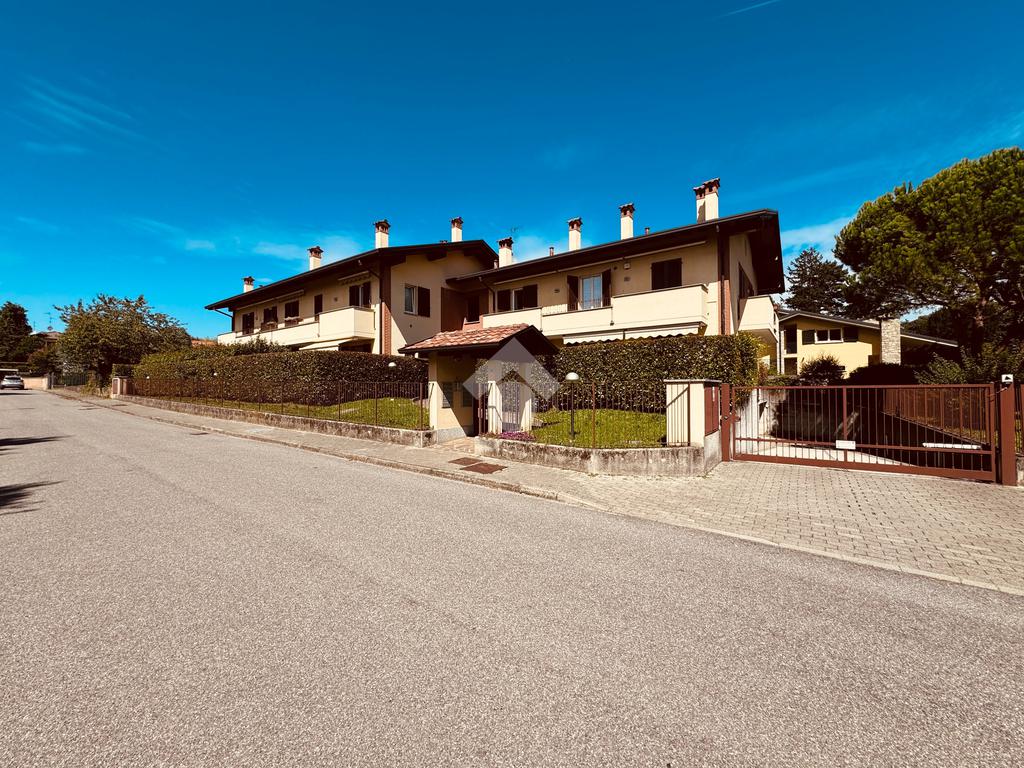 Apartamento de 1 dormitorio en Casatenovo, Italy No. 298378