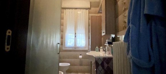 4 rooms Apartment in Carpi, Italy No. 232026 18