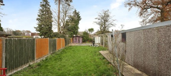 2 bedrooms Bungalow in Watford, United Kingdom No. 6200 19