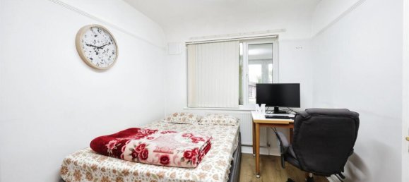 2 bedrooms Bungalow in Watford, United Kingdom No. 6200 10