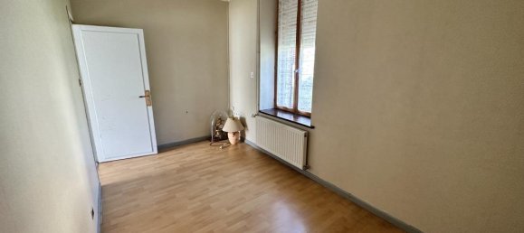 Casa de 2 dormitorios en Saint-Plantaire, France No. 85453 10