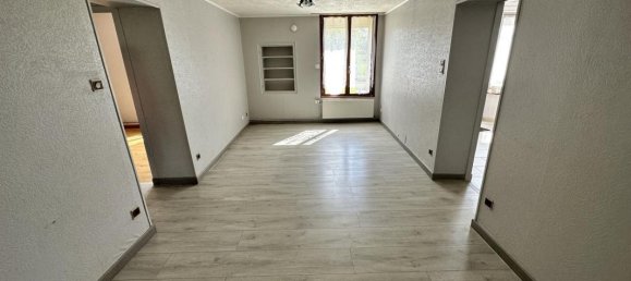 Casa de 2 dormitorios en Saint-Plantaire, France No. 85453 5