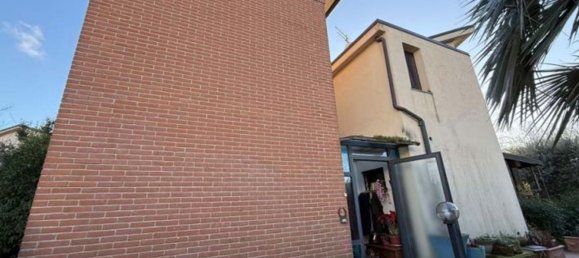 11 rooms House in Pisa, Italy No. 291975 2