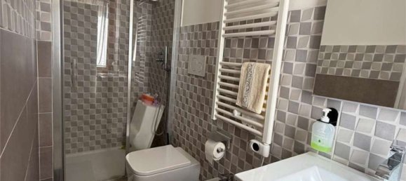 Apartamento de 3 dormitorios en Assisi, Italy No. 342711 11