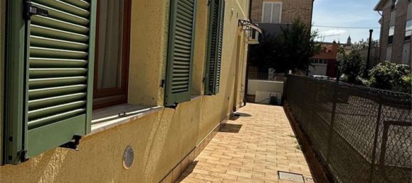 Apartamento de 3 dormitorios en Assisi, Italy No. 342711 20