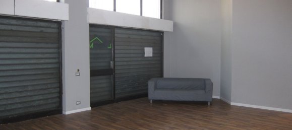 40m² Office in Vergiate, Italy No. 214138 3