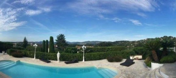 4 bedrooms Villa in Mougins, France No. 16941 3