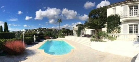 4 bedrooms Villa in Mougins, France No. 16941 2