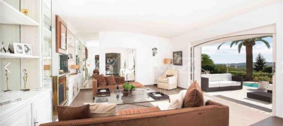 4 bedrooms Villa in Mougins, France No. 16941 5
