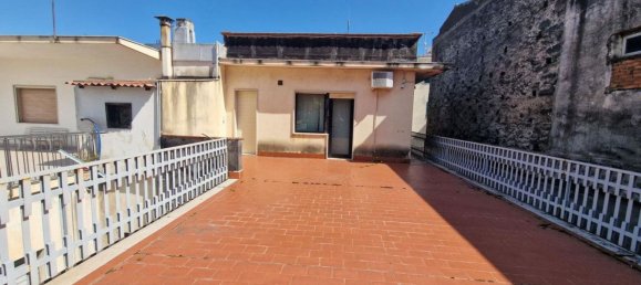 452m² Office in Fiumefreddo di Sicilia, Italy No. 374877 12