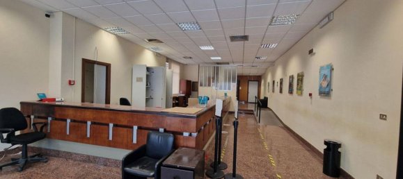 452m² Office in Fiumefreddo di Sicilia, Italy No. 374877 2