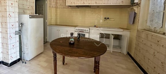 2 bedrooms Apartment in Nimes, France No. 355652 4