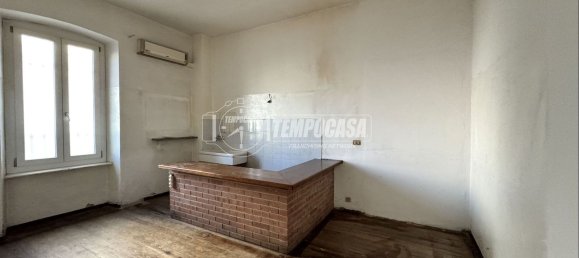 60m² Commercial property in Biella, Italy No. 50027 6