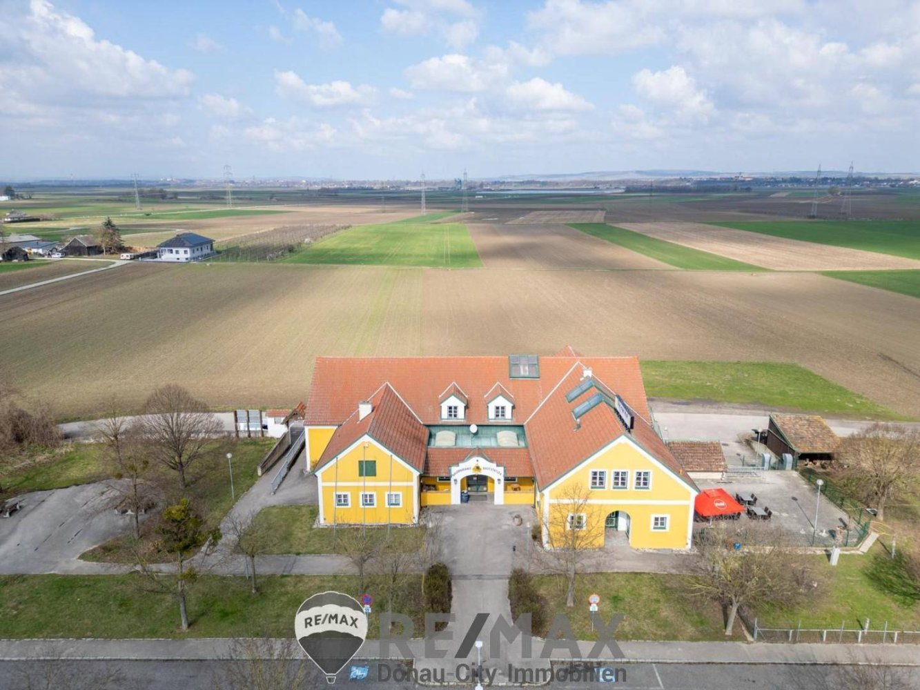 Gewerbliche Immobilie in Hausleiten, Austria 600m², Nr. 140035