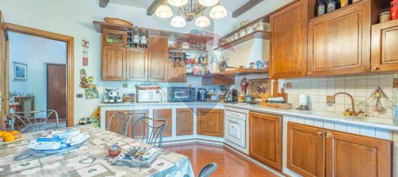 Вилла с 4 спальнями в Рим, Италия № 53120 44