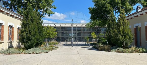 Propiedad comercial en Valence, France 150 m² No. 280157 2