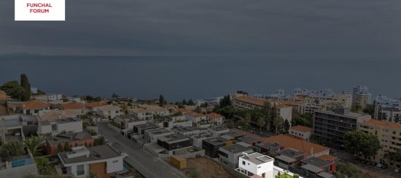 3 bedrooms Villa in Funchal, Portugal No. 25083 18