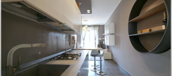 4 bedrooms Apartment in Turin, Italy No. 333843 27