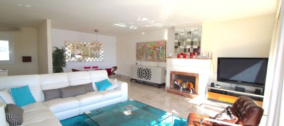 2 bedrooms Townhouse in Marbella, Spain No. 111389 7