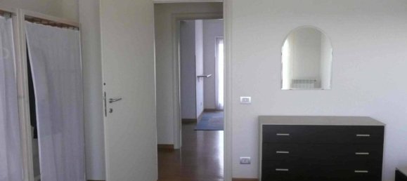 Квартира с 3 комнатами в Рим, Италия № 35640 33