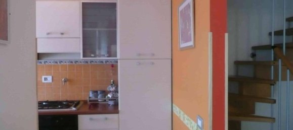 Квартира с 3 комнатами в Рим, Италия № 35640 20