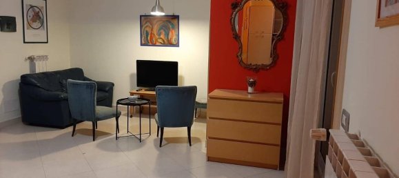 Квартира с 3 комнатами в Рим, Италия № 35640 4