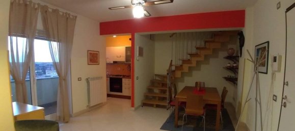 Квартира с 3 комнатами в Рим, Италия № 35640 7