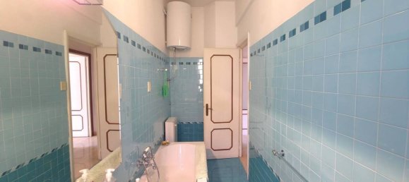 Apartamento T2 em Genoa, Italy N.º 352395 18